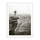 PHOTOGRAPHER IN YOSEMITE VALLEY	BY GETTY IMAGES