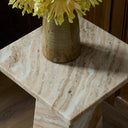 Ellric Pedestal