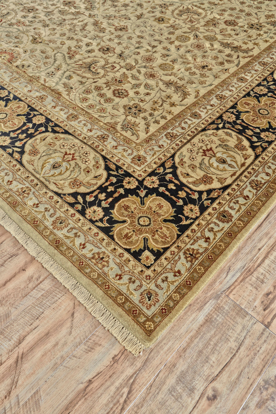 6583F Light Gold/Black