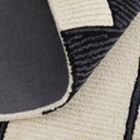Maguire 8905F Ivory/Black