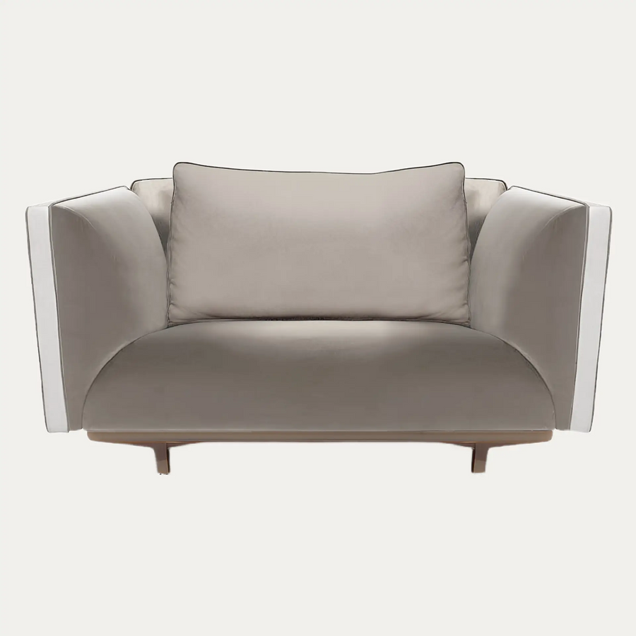 Armchair Bella